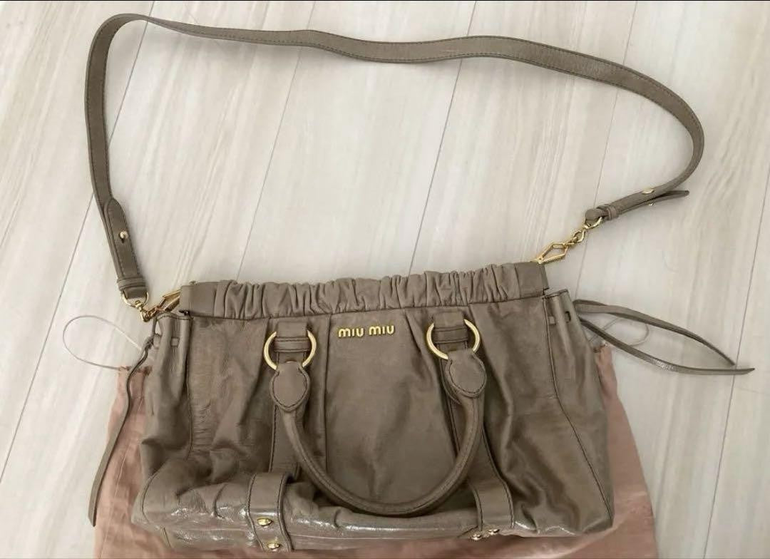 PreOwned Miu Miu VITELLO LUX 2way Handbag Shoulder bag Leather Beige Used